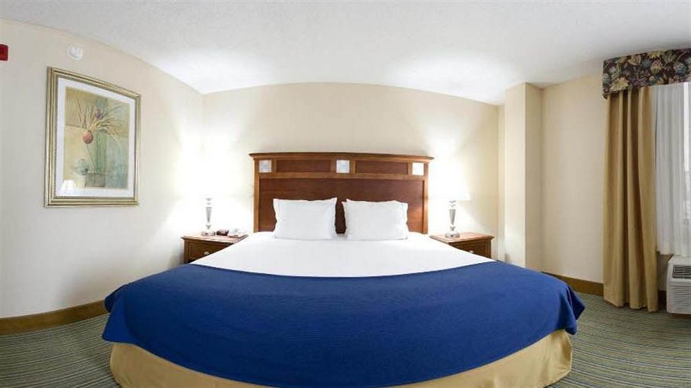 Holiday Inn Express - Richmond Downtown By Ihg Экстерьер фото
