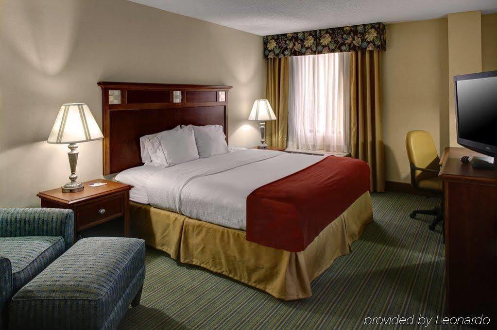 Holiday Inn Express - Richmond Downtown By Ihg Экстерьер фото